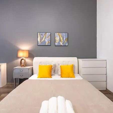 Cozy & Next To The Basilica Apartment Budapest