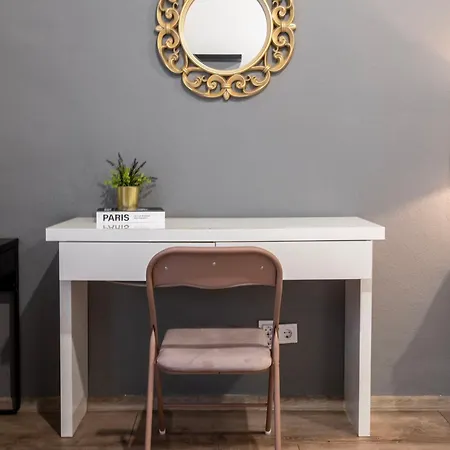 Cozy & Next To The Basilica Budapest